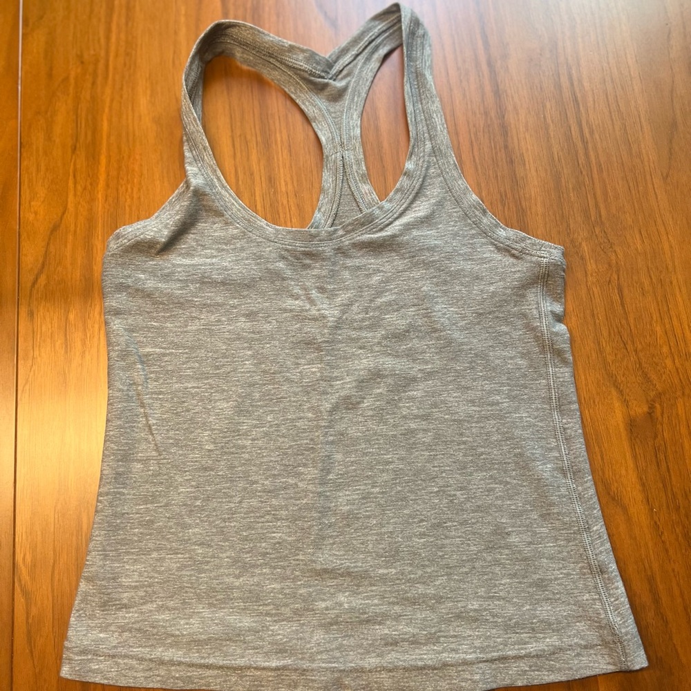 Lululemon cropped racer back in grey size 6